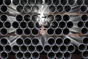 A fantástica fábrica móvel de tubos de aço brasileira