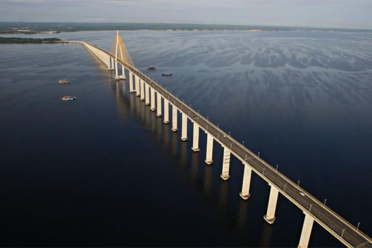 Rio Negro tem pior seca da história ao atingir 13,59 metros em Manaus