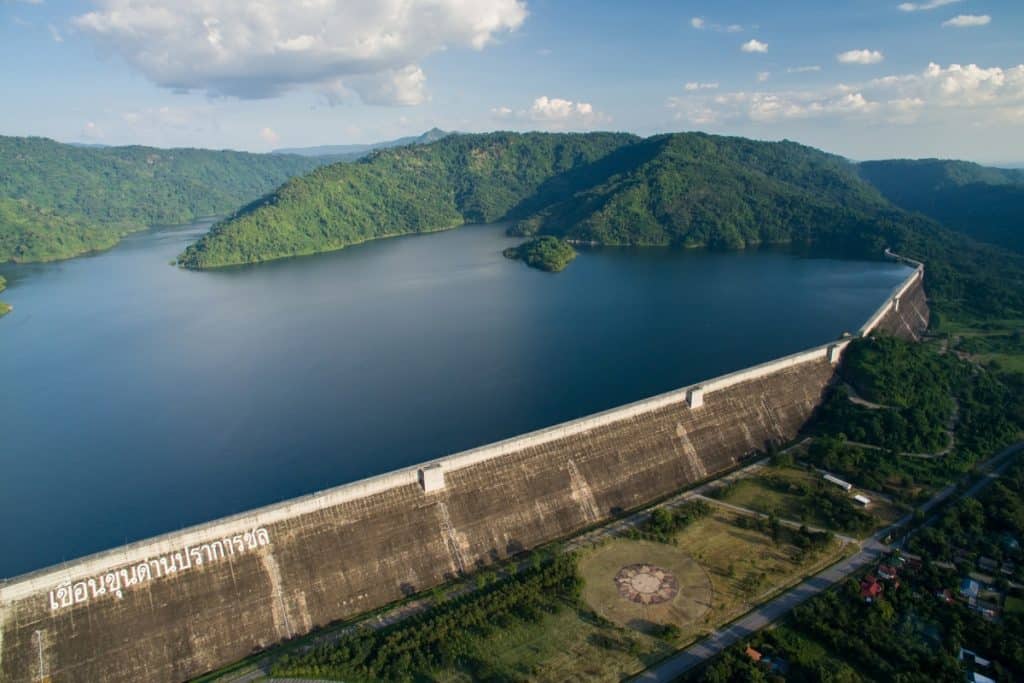 Projeto que permite barragens em áreas de preservação preocupa frente ambientalista